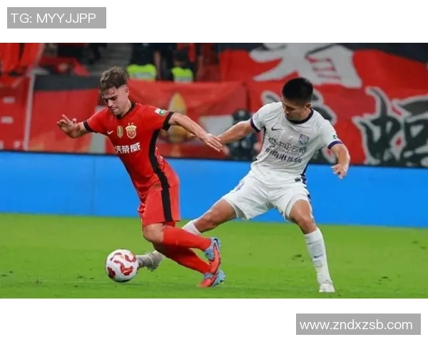 中超精彩对决那不勒斯3-0战胜多特蒙德神扑瞬间引发全场狂欢