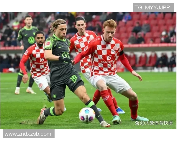 意甲激战：拜仁逆转热刺全场沸腾精彩瞬间回顾与分析