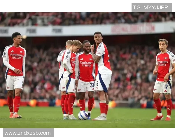 国王杯惊天冷门里昂狂胜曼联五球乌龙瞬间引发全场沸腾