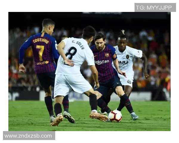 德甲焦点战巴萨与AC米兰战平战术解析引发全场热议