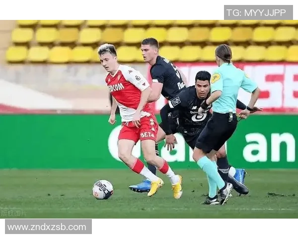 西甲精彩对决本菲卡凭神扑绝杀里昂战术解析与精彩瞬间回顾